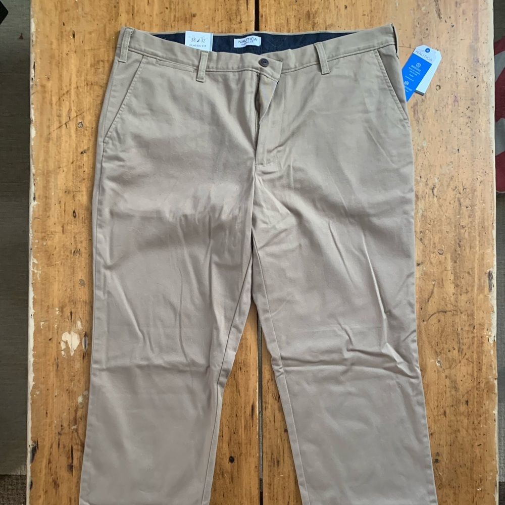 👔 Men’s NWT Nautica Khakis